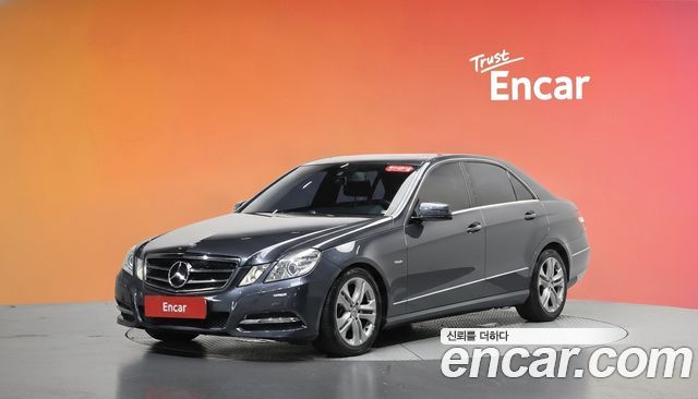 Mercedes-Benz E-Class 2011