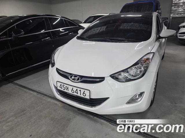 Hyundai AVANTE 2011