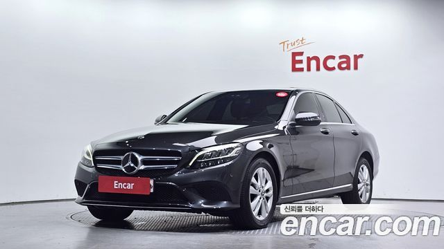 Mercedes-Benz C-Class 2020