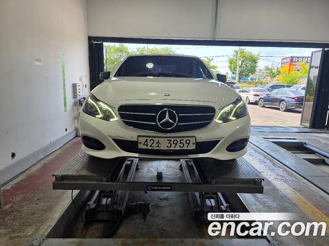 Mercedes-Benz E-Class 2015