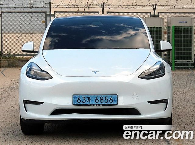 Tesla Model Y 2021
