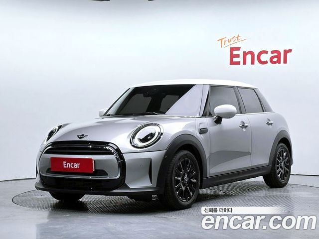 Mini Cooper 2024