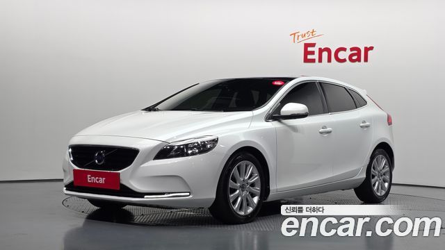 Volvo V40 2016