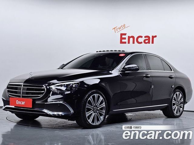 Mercedes-Benz E-Class 2023