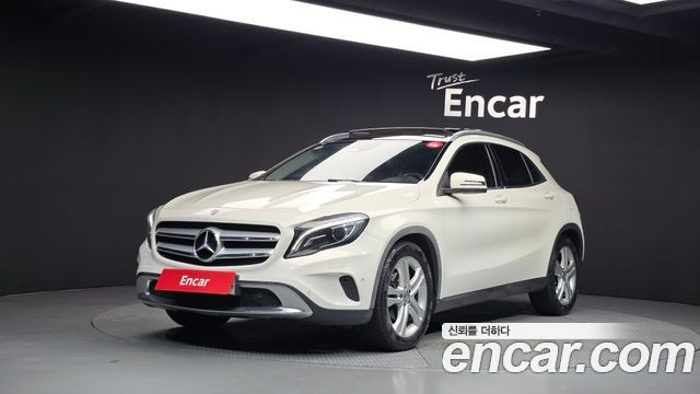 Mercedes-Benz GLA-Class 2016