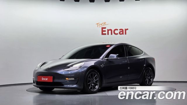 Tesla Model 3 2020