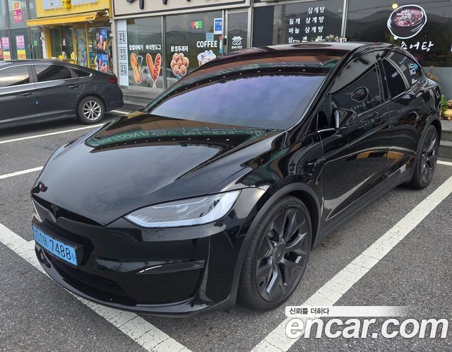 Tesla Model X 2026