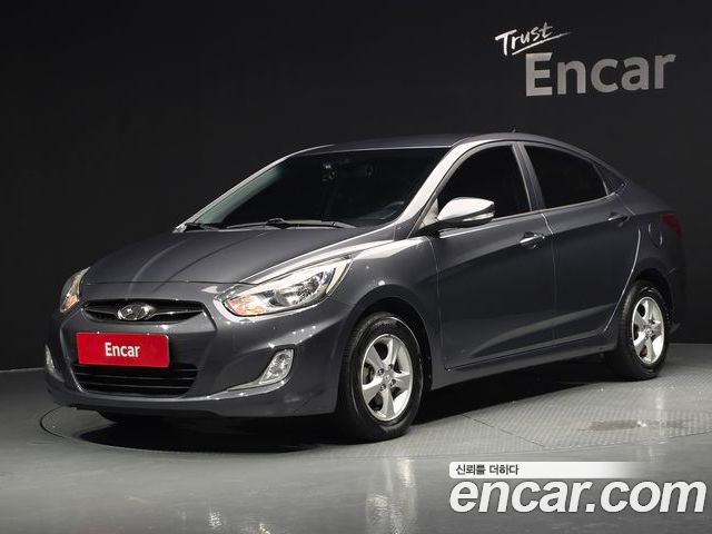 Hyundai Accent 2012