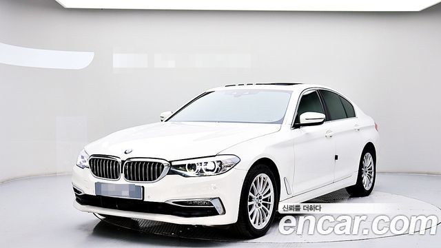 BMW 5-Series 2019