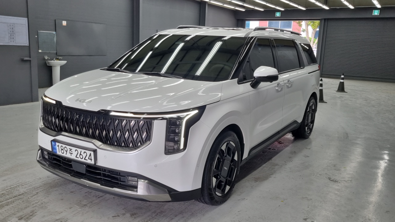 Kia Canival 2024
