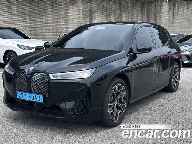 BMW iX 2025