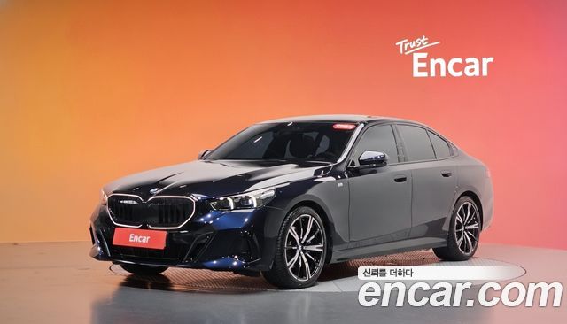 BMW 5-Series 2025