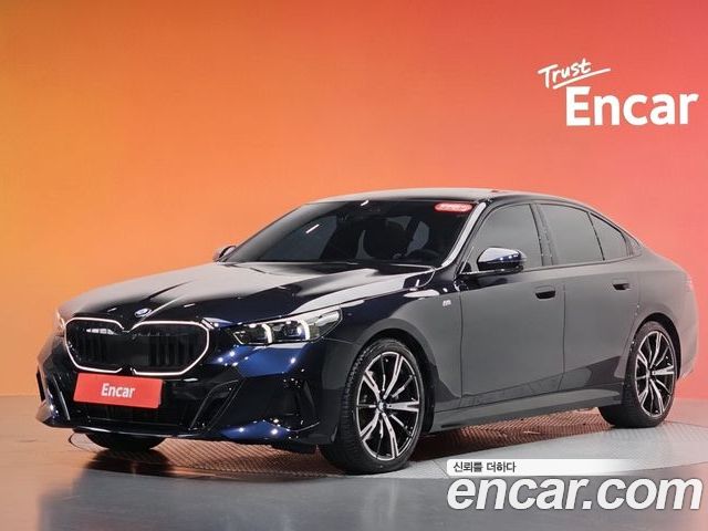 BMW 5-Series 2025