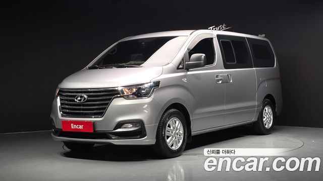 Hyundai Starex 2018