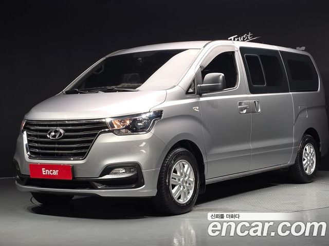 Hyundai Starex 2018