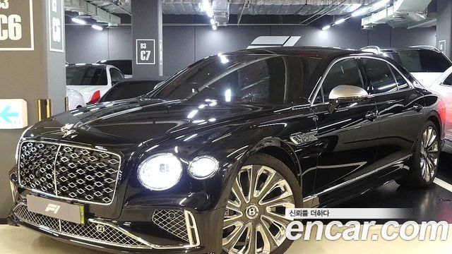Bentley Flying Spur 2025