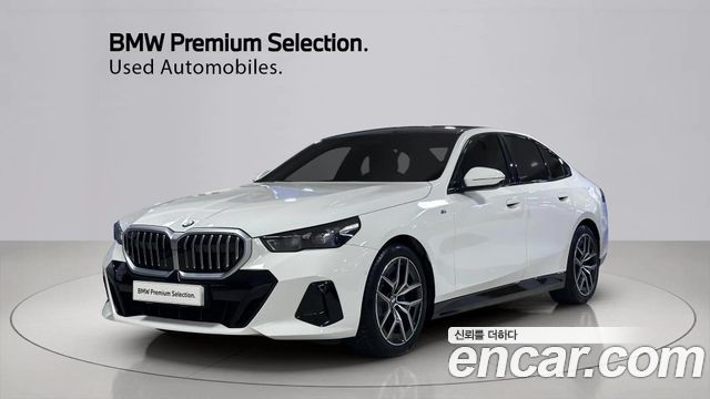 BMW 5-Series 2024