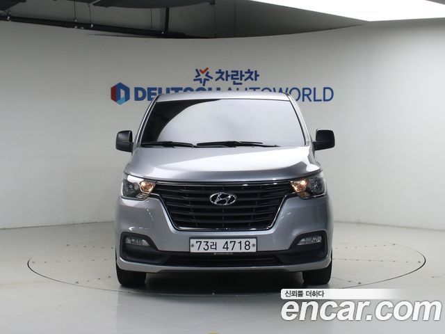 Hyundai Starex 2018