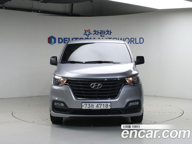 Hyundai Starex 2018