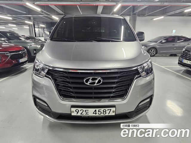 Hyundai Starex 2019