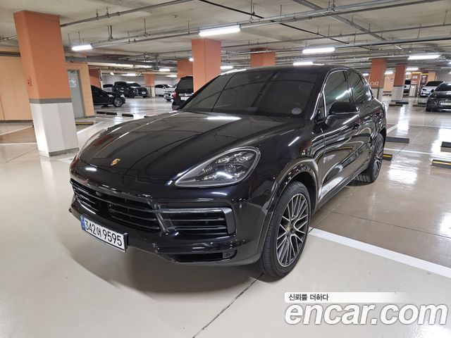 Porsche Cayenne 2021