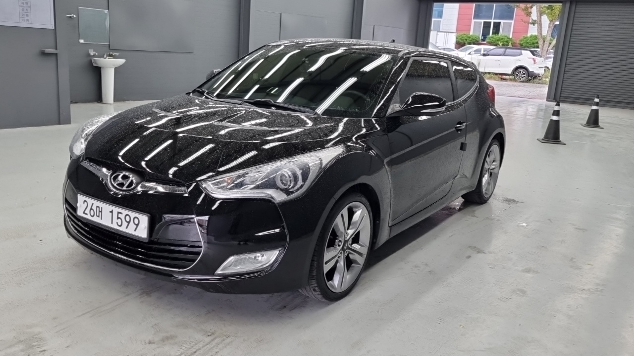 Hyundai Veloster 2011
