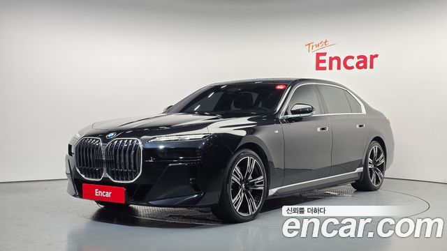 BMW i7 2023