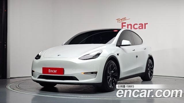 Tesla Model Y 2022