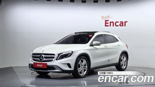 Mercedes-Benz GLA-Class 2016