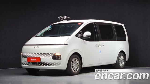 Hyundai Staria 2023