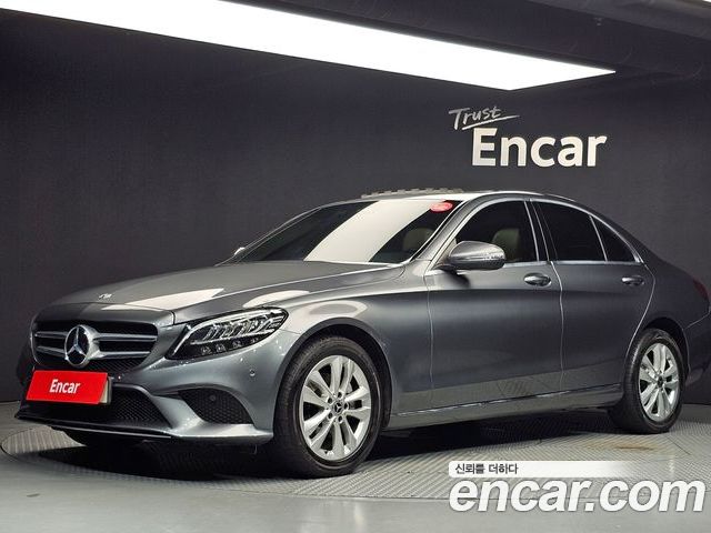 Mercedes-Benz C-Class 2019