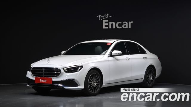 Mercedes-Benz E-Class 2022