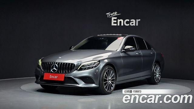 Mercedes-Benz C-Class 2019