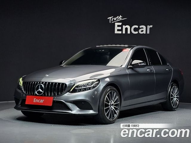 Mercedes-Benz C-Class 2019