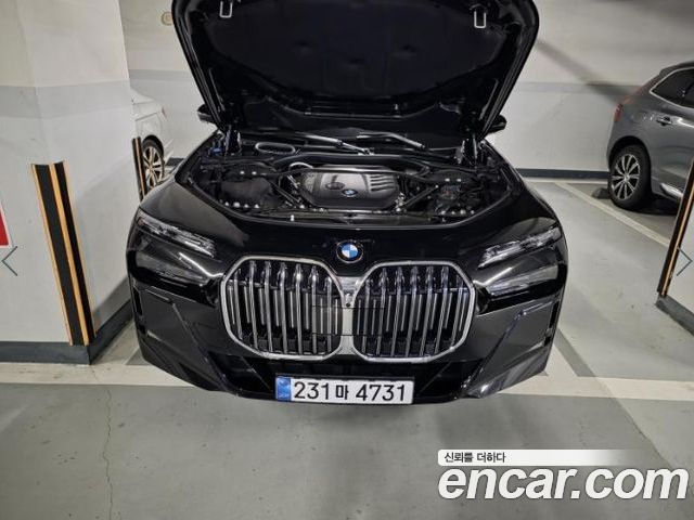 BMW 7-Series 2025