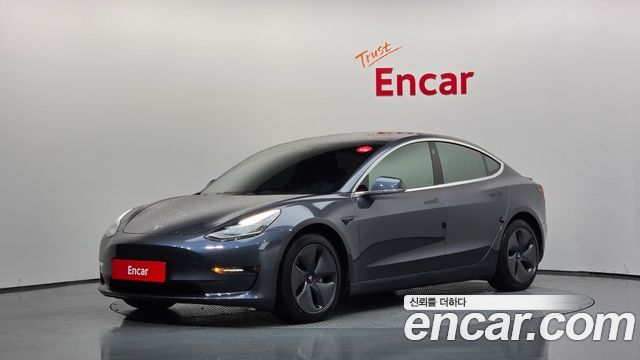 Tesla Model 3 2020