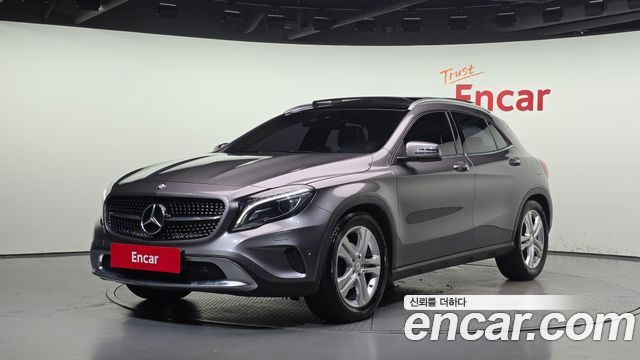 Mercedes-Benz GLA-Class 2016