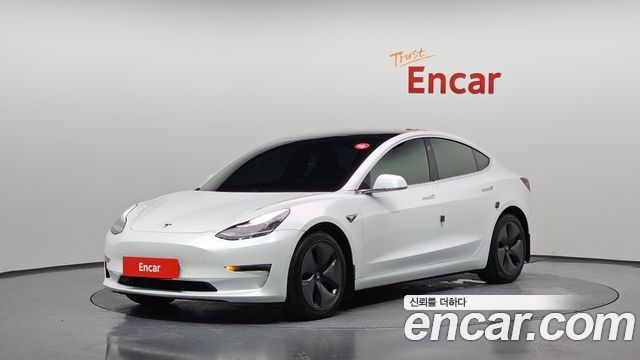 Tesla Model 3 2020