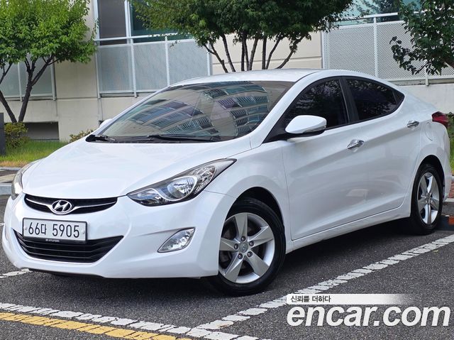 Hyundai AVANTE 2012