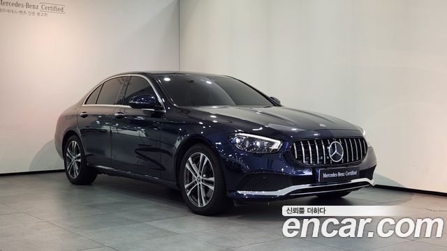 Mercedes-Benz E-Class 2022