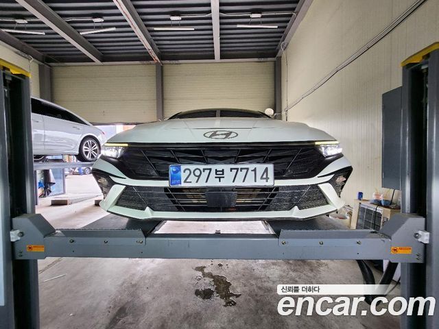 Hyundai AVANTE 2023