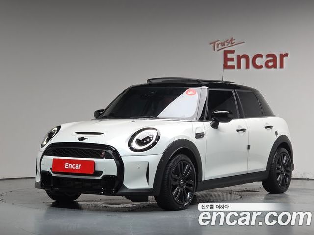 Mini Cooper 2024