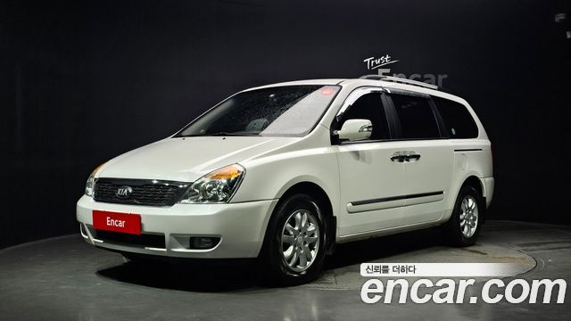 Kia Canival 2012