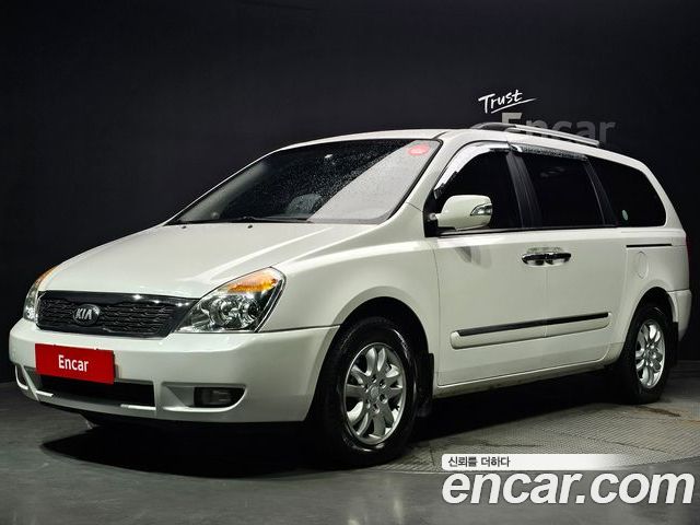 Kia Canival 2012