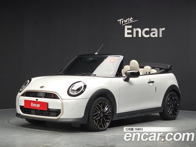 Mini Cooper Convertible 2025