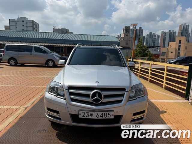 Mercedes-Benz GLK-Class 2011