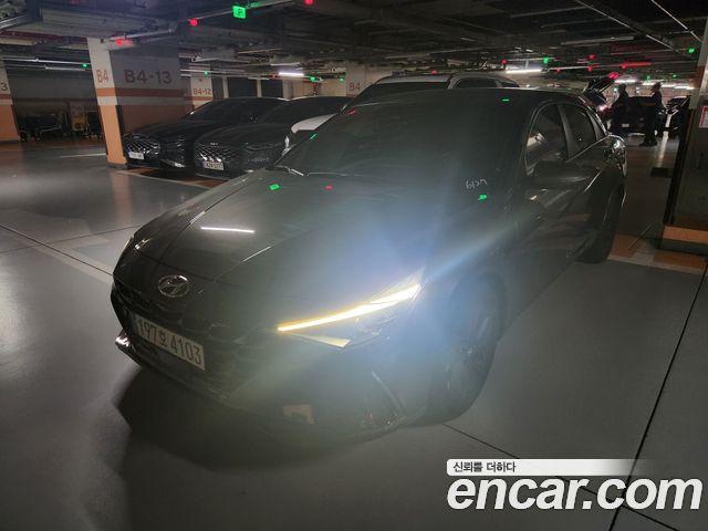 Hyundai AVANTE 2022