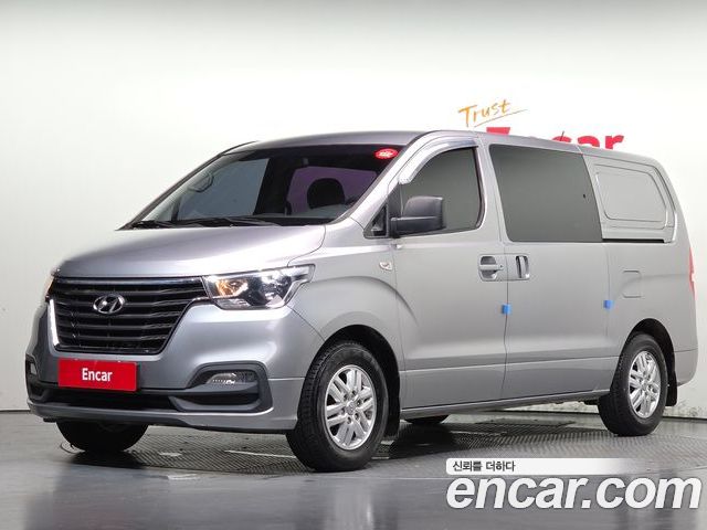 Hyundai Starex 2018