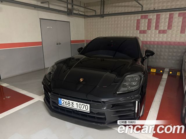 Porsche Panamera 2025