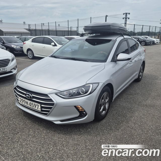 Hyundai AVANTE 2016